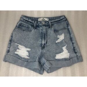 Hollister Curvy Ultra High Rise Mom Shorts 3"  Distressed Denim Jean Size 3 W26‎